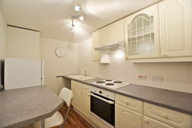 Kitchen- click for photo gallery